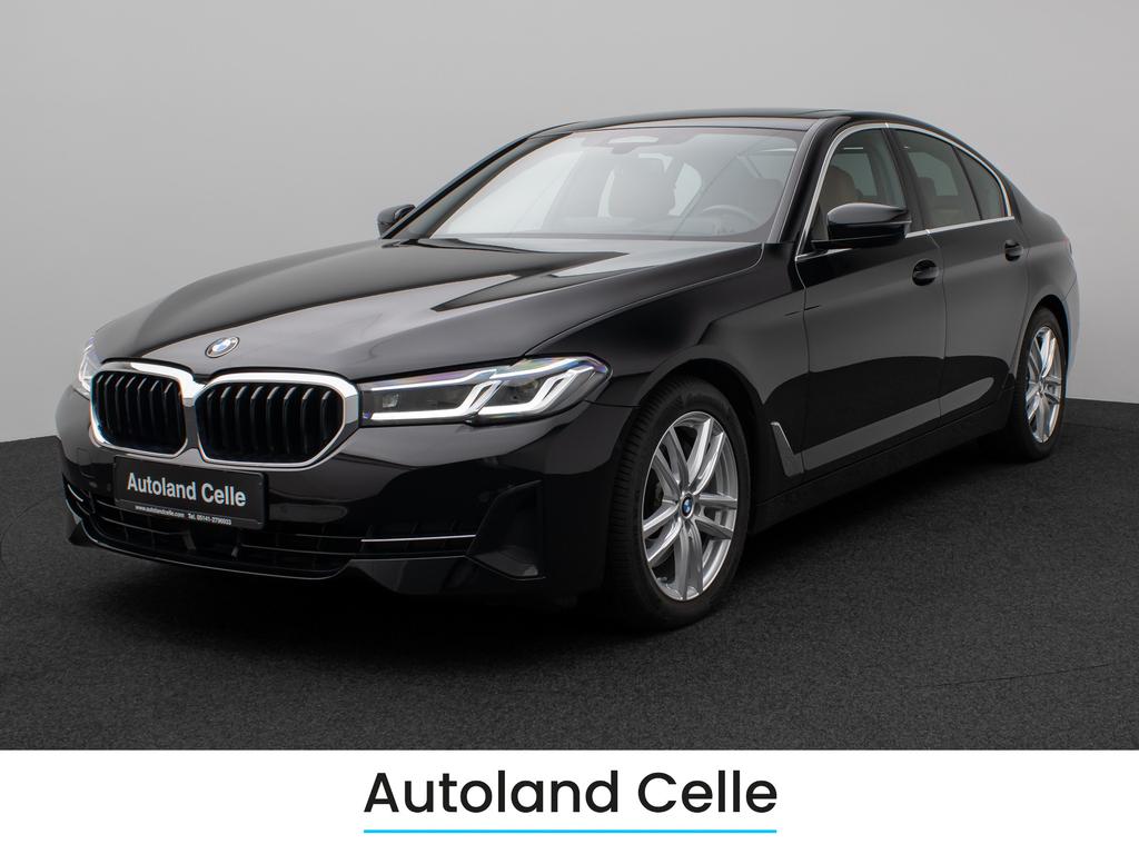 BMW 540d xD Kamera Glasdach Laser HUD DAB HK AHK 2022