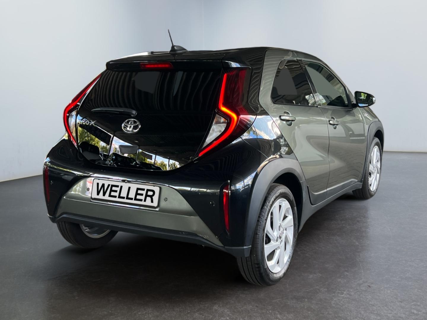 Toyota Aygo X S-CVT Pulse *ACC*CAM*SHZ*CarPlay*Bi-Tone*, миниатюра 16