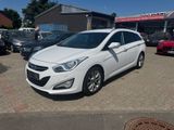 Hyundai i40 cw FIFA Sitzhz Kamera Navi PDC vo+ht AHK - Hyundai i40 mit Diesel-Antrieb: Kombi