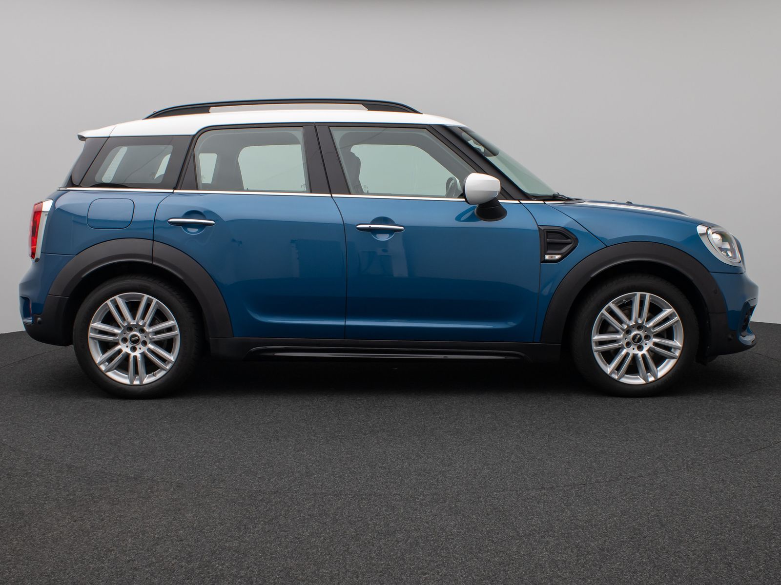 Fahrzeugabbildung MINI Countryman D (Cooper) JC Works All4 AHK Kamera