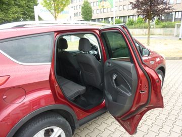 Ford Kuga - 10
