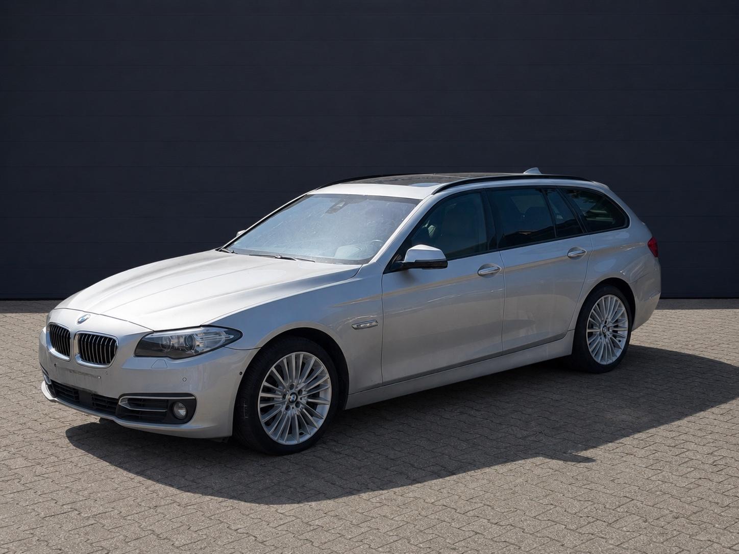 BMW Touring 530 d xDrive/Pano/Leder/HUD/Bi-Xeno/1-H