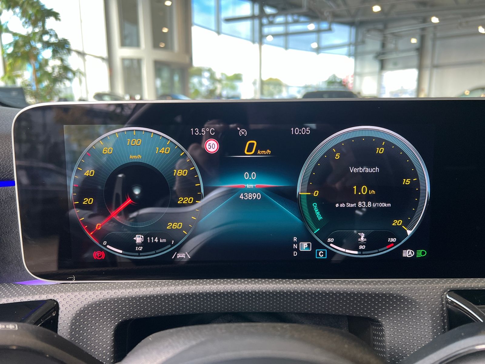 Fahrzeugabbildung Mercedes-Benz A 250 AMG RFK LED Ambiente