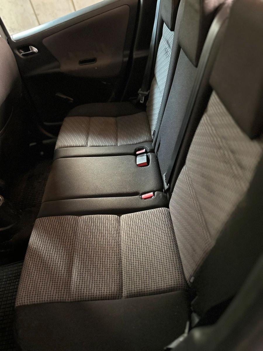 Peugeot 207 2010 — photo 13