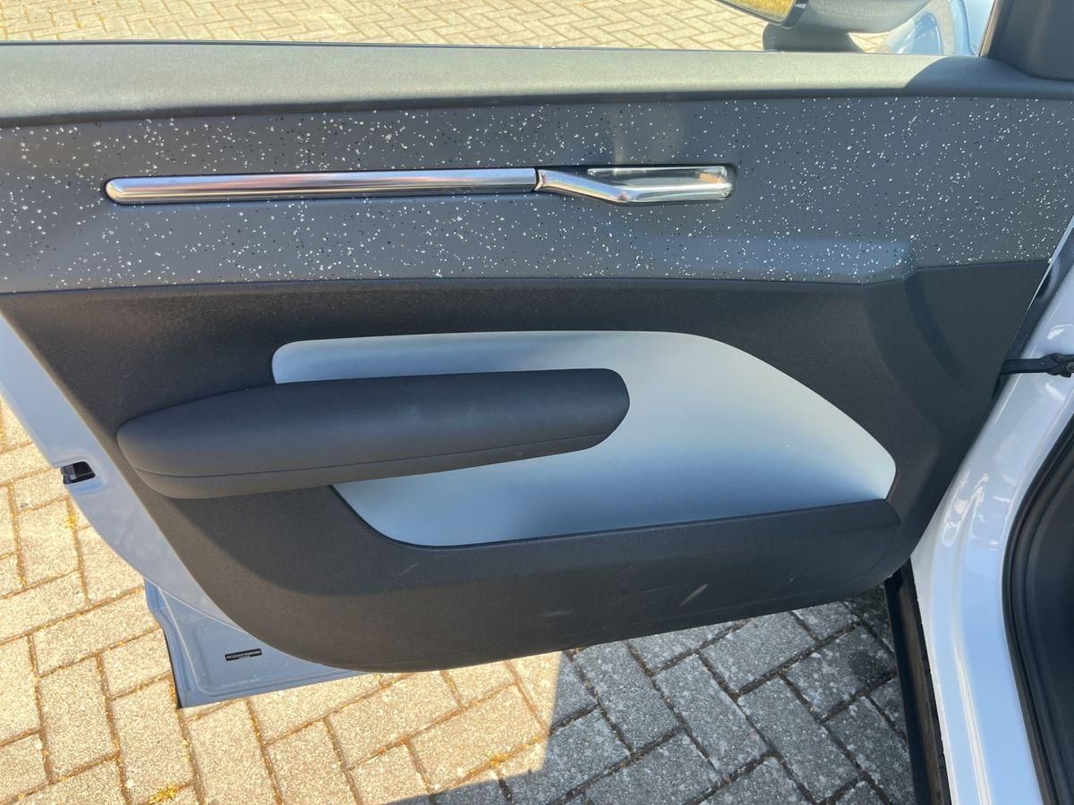 Volvo EX30 - Bild 11