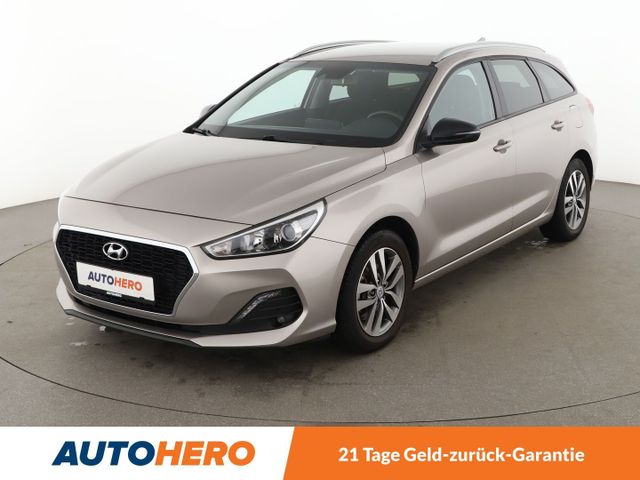 Hyundai i30 1.4 TGDI YES!*TEMPO*NAVI*CAM*PDC*SHZ*AHK*