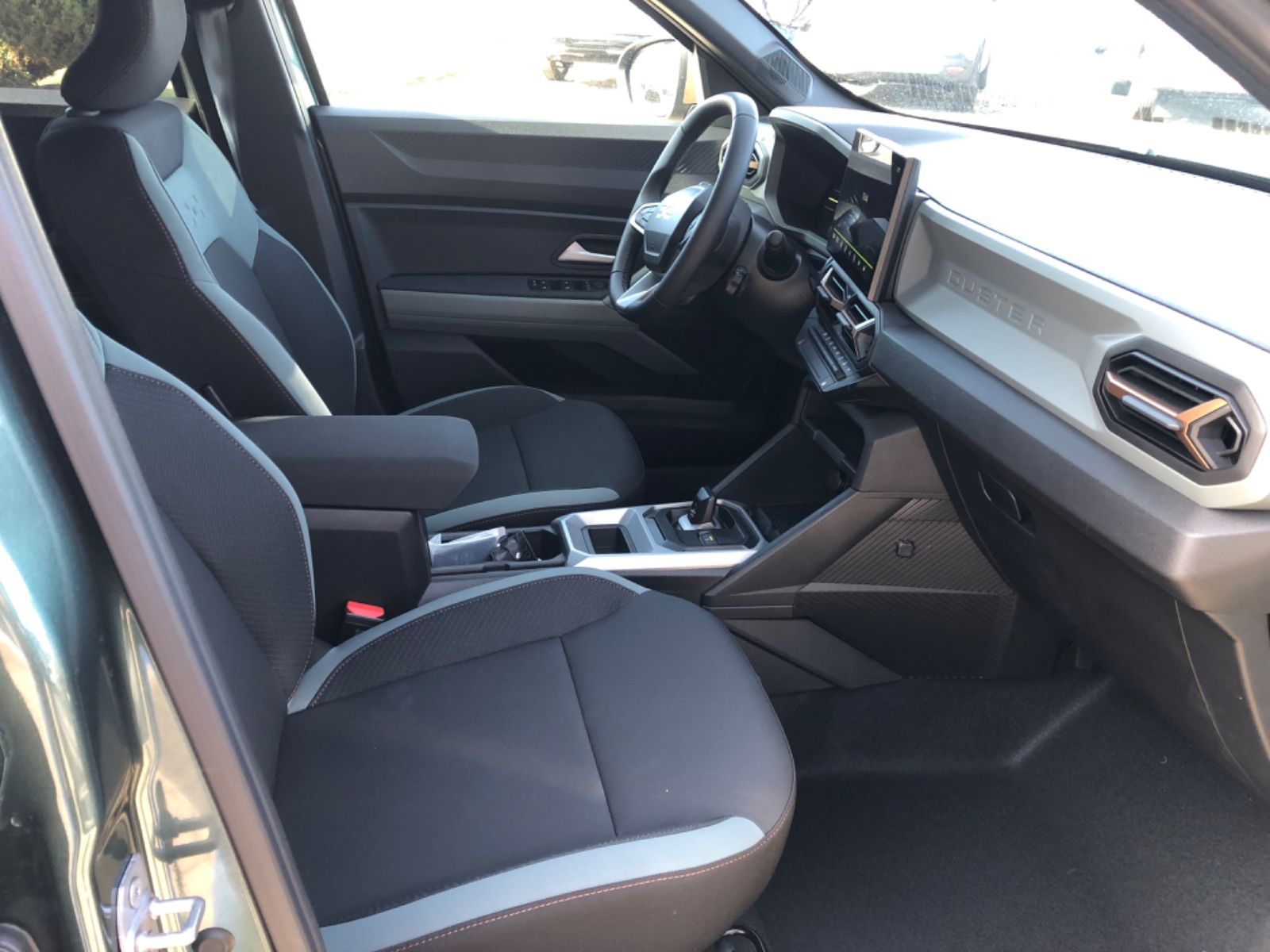 Dacia Duster - Bild 2