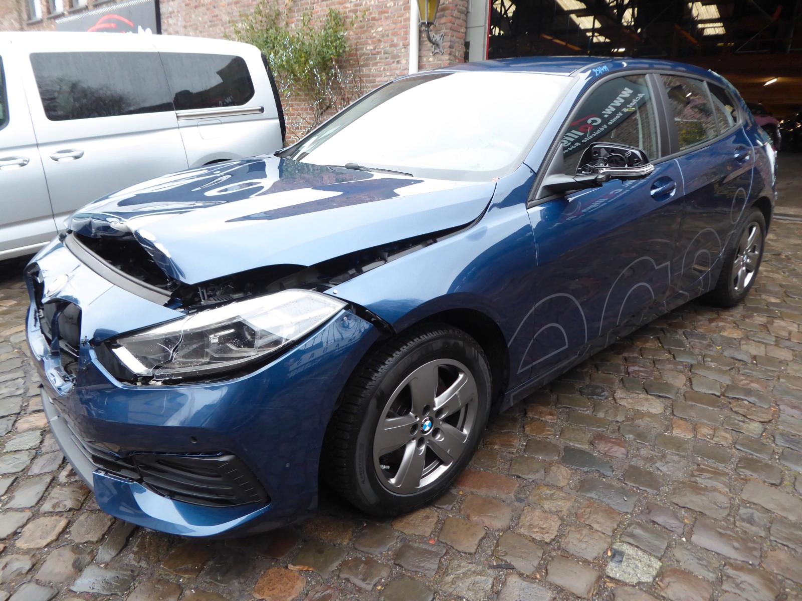 BMW 116 1 Limousine 116 d Advantage