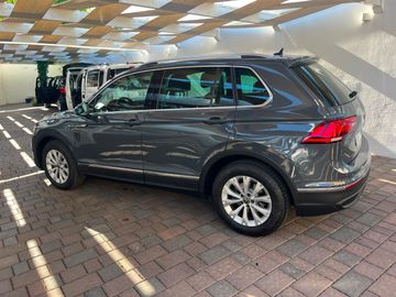 Volkswagen Tiguan - 3