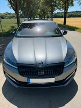 Skoda Superb 2.0 TSI DSG 4x4 SPORTLINE COMBI SPORTLINE - Skoda: Firmenfahrzeug