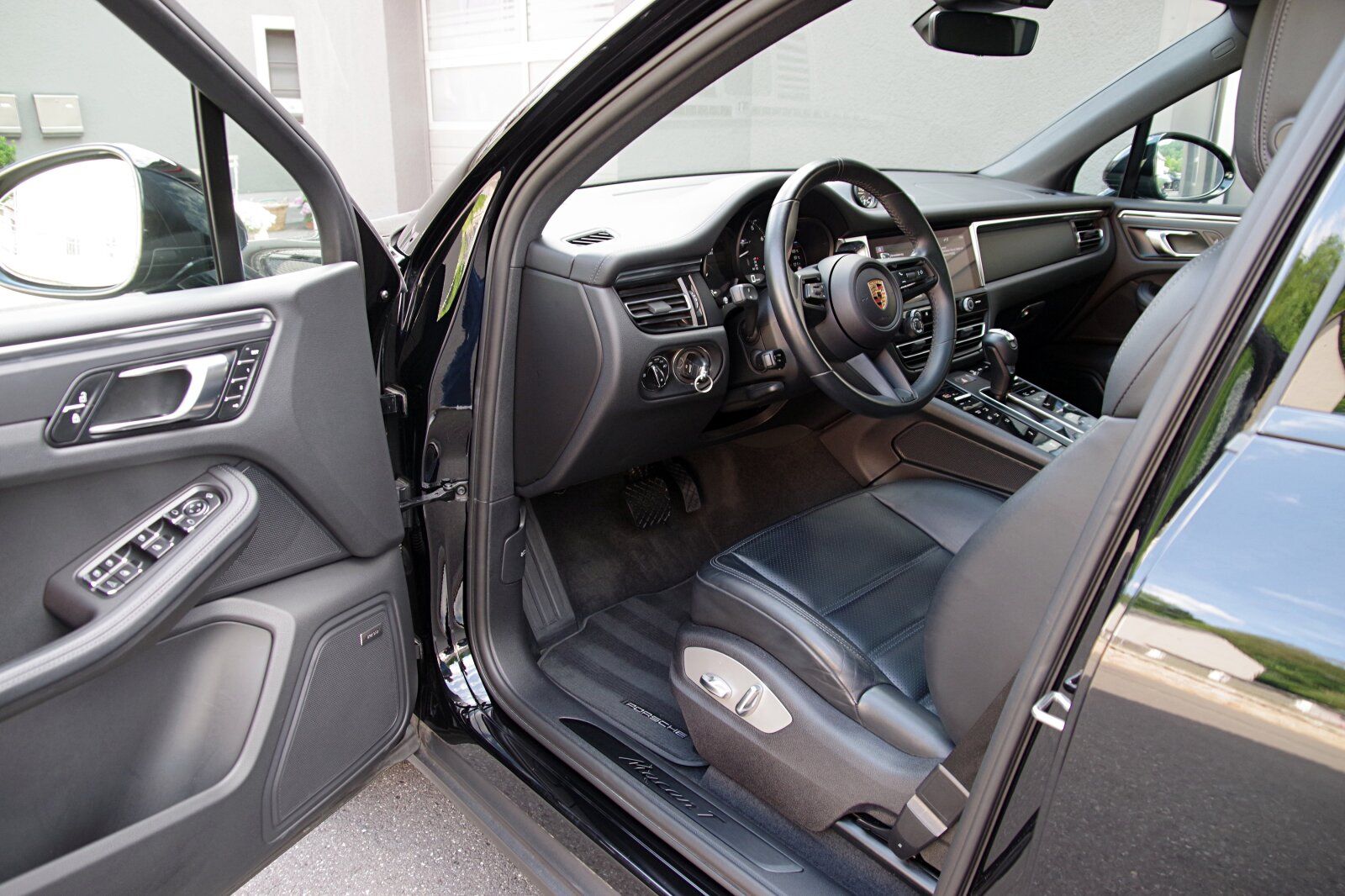 Porsche Macan T*21"RS-Spyd,Pano,BOSE,PDLS+,Approved03/27 foto 5