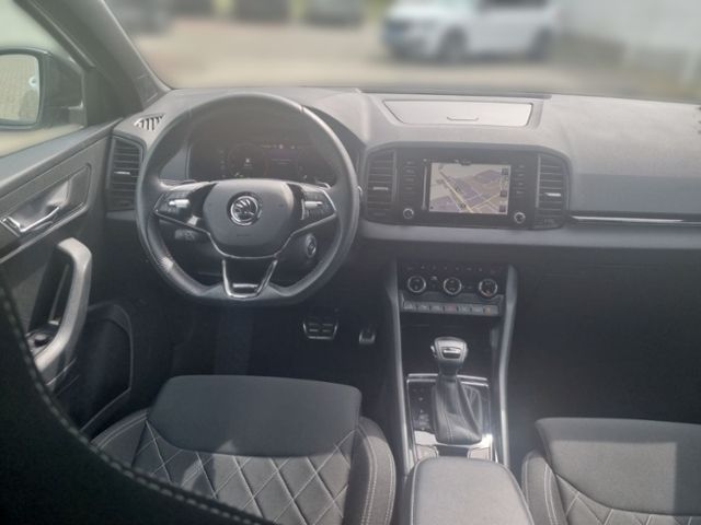 Fahrzeugabbildung SKODA Karoq 1,5 TSI DSG Sportline NAVI LED MATRIX AHK
