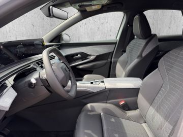 Peugeot 3008 1.2 136 Allure Kam.+KeyLess+LED+Navi+SHZ