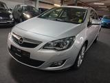 Opel Astra J Cosmo AUTOM KAMERA LEDER SD 1.HAND!VOLL - Opel Gebrauchtwagen von 2010