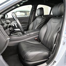 Mercedes S 560 - 12