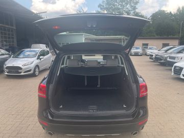 Volkswagen Touareg - 7