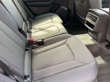 Audi Q8 - 8