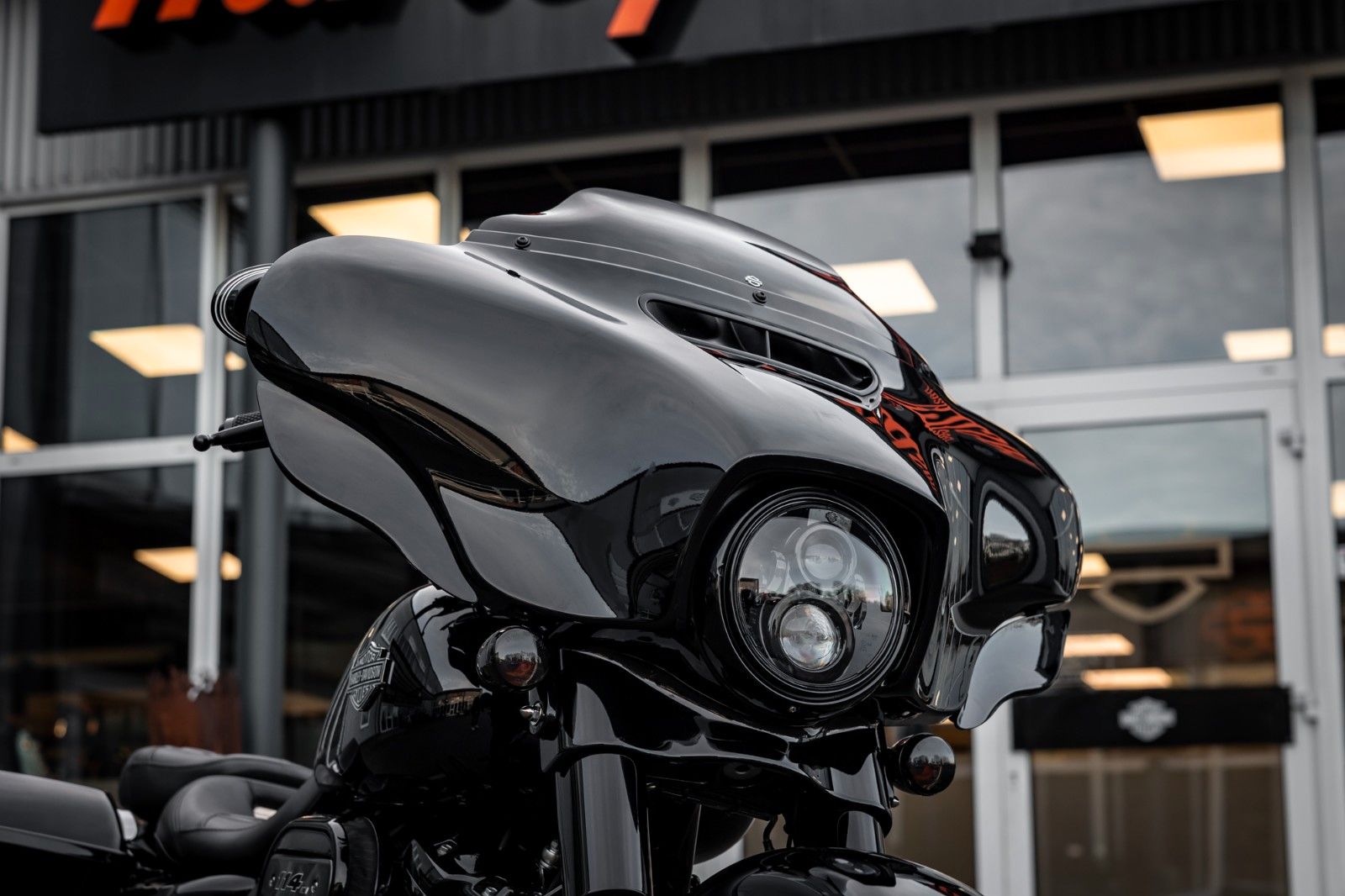 Fahrzeugabbildung Harley-Davidson FLHXS STREET GLIDE SPECIAL 114 CUI - JEKILL -