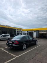 Mercedes-Benz Mercedes e320 w211 tauschen möglich - Mercedes-Benz E 320 in Köln