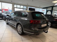 VW Passat Highline 2.Hand/DSG/ACC/AHK/MASSAGE/TOP!