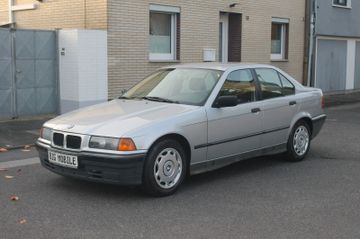 BMW 320 - 1