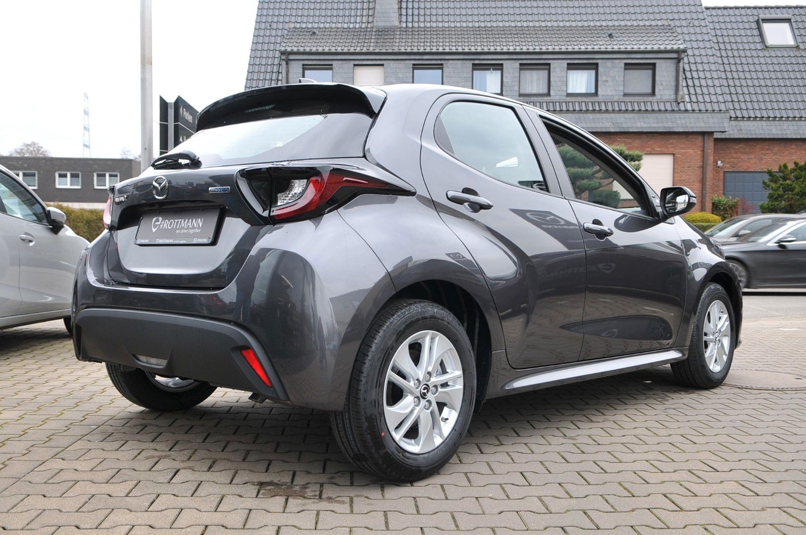 Mazda 2 Hybrid - Bild 3