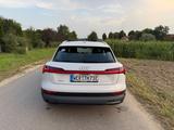 Audi e-tron 50 quattro  - Audi e-tron: 50