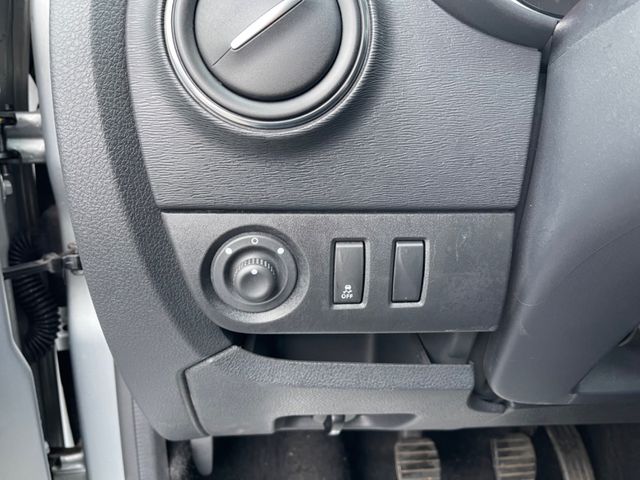 Dacia Dokker Comfort-Navi Grau Schaltgetriebe