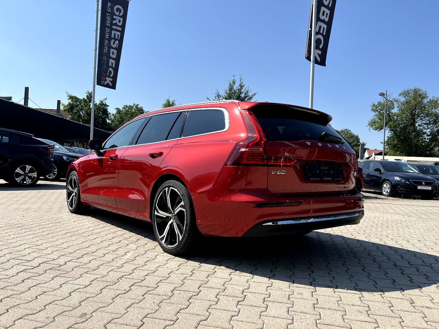 Volvo V60 Kombi Ultimate Bright Recharge LED Nav Leder foto 2
