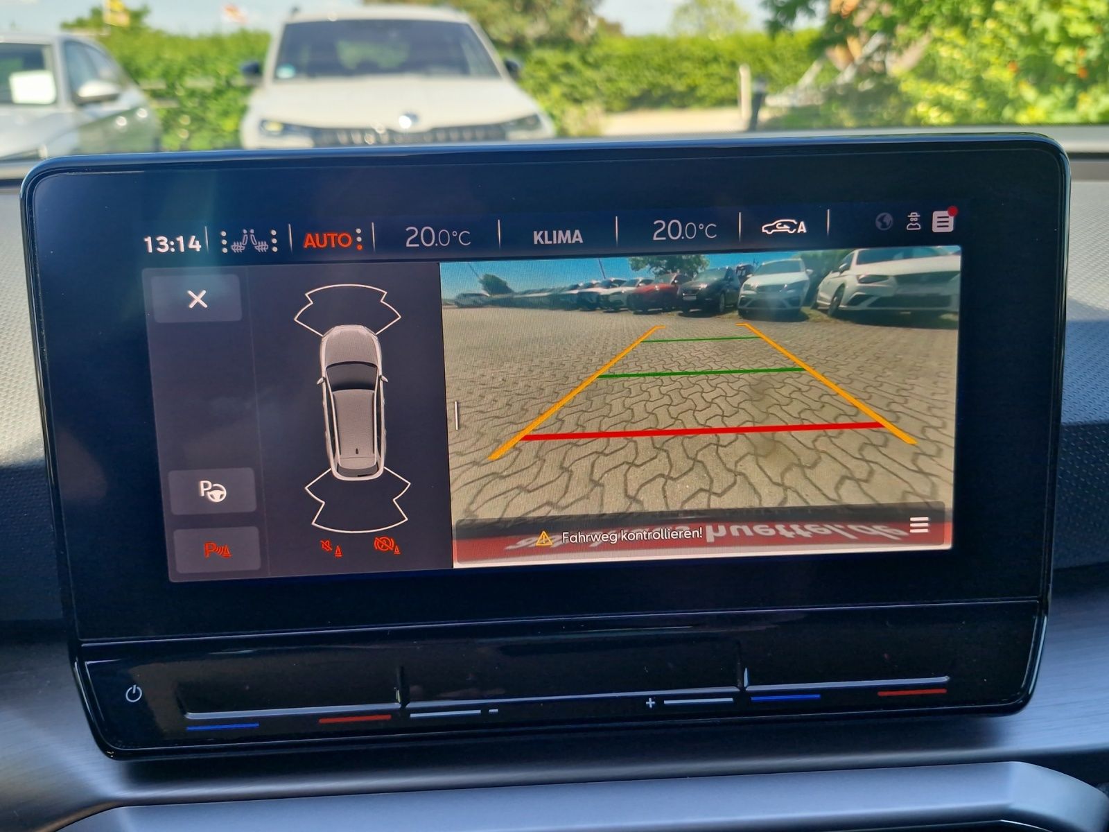 Fahrzeugabbildung SEAT Leon ST FR 1.5 TSI LED Navi AHK VC SHZ RFK