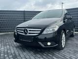 Mercedes-Benz B 250 Sports-Tourer*7G*PANO*CAM*NAVI*MEMORY*SHZ* - Mercedes-Benz B 250 aus 2013