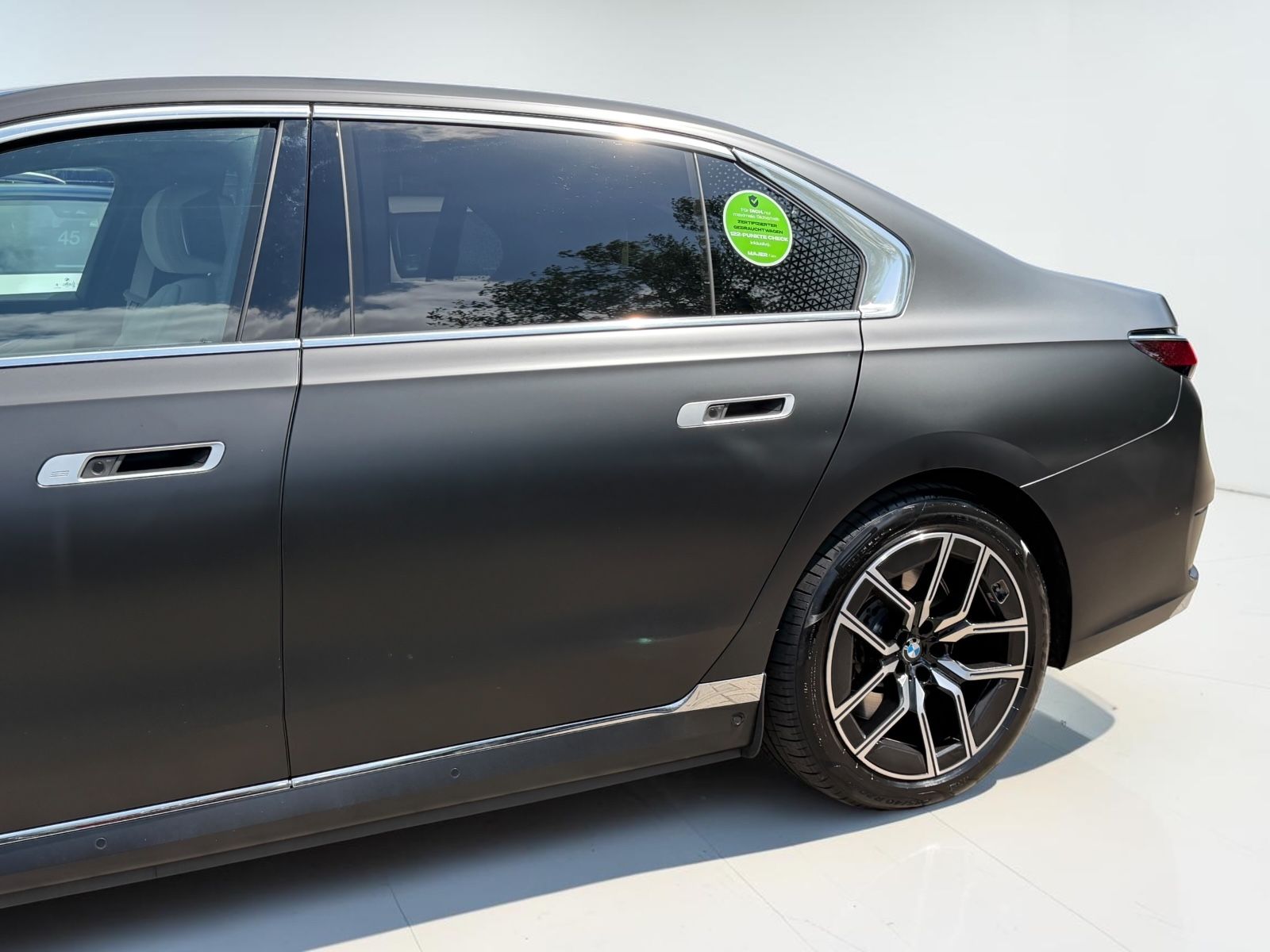 BMW 750E xDrive Design Pure Excellence*PANO*VOLLVOLL foto 11