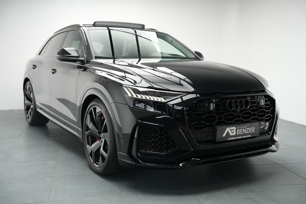 Image of Audi RSQ8