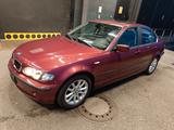BMW E46 320i LPG-Gasanlage-FRONTGAS - BMW 320 aus 2004: 320i
