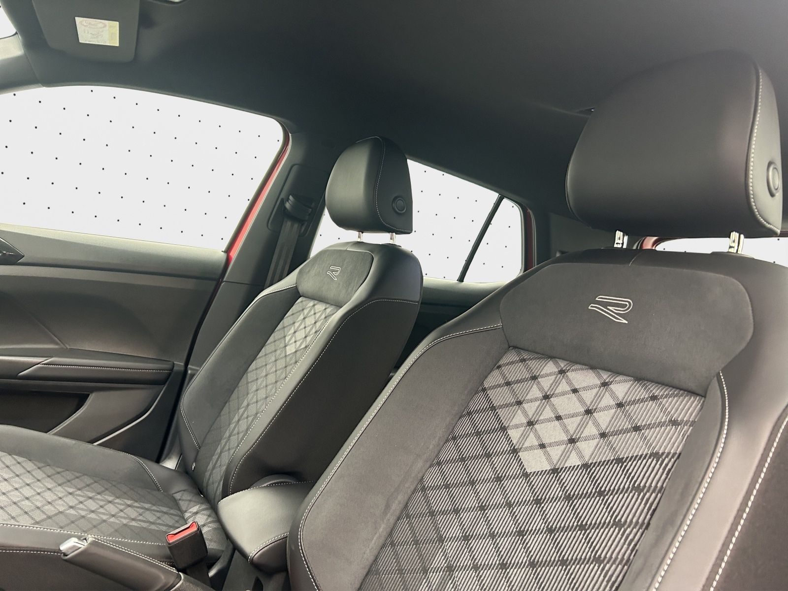 Volkswagen T-Cross - Bild 9