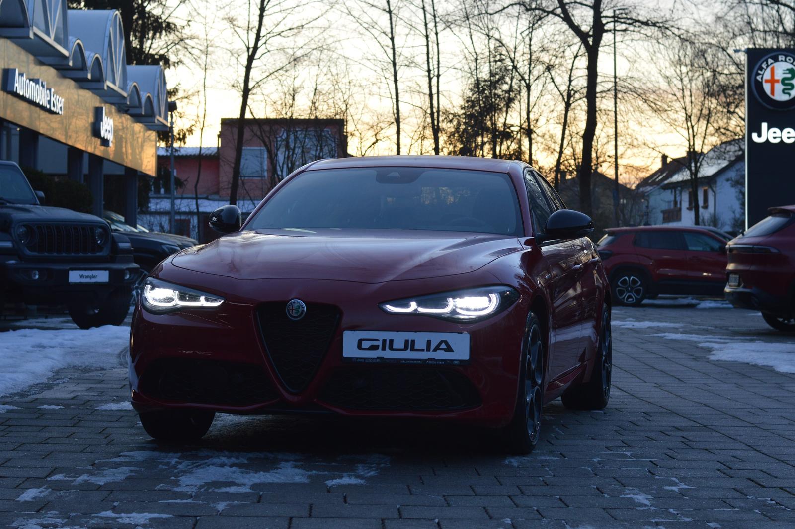 Alfa Romeo Giulia Veloce Q4 280PS/LEDER/LED MATRIX
