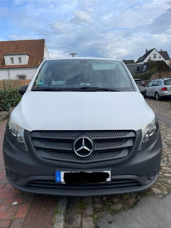 Image of Mercedes-Benz Vito