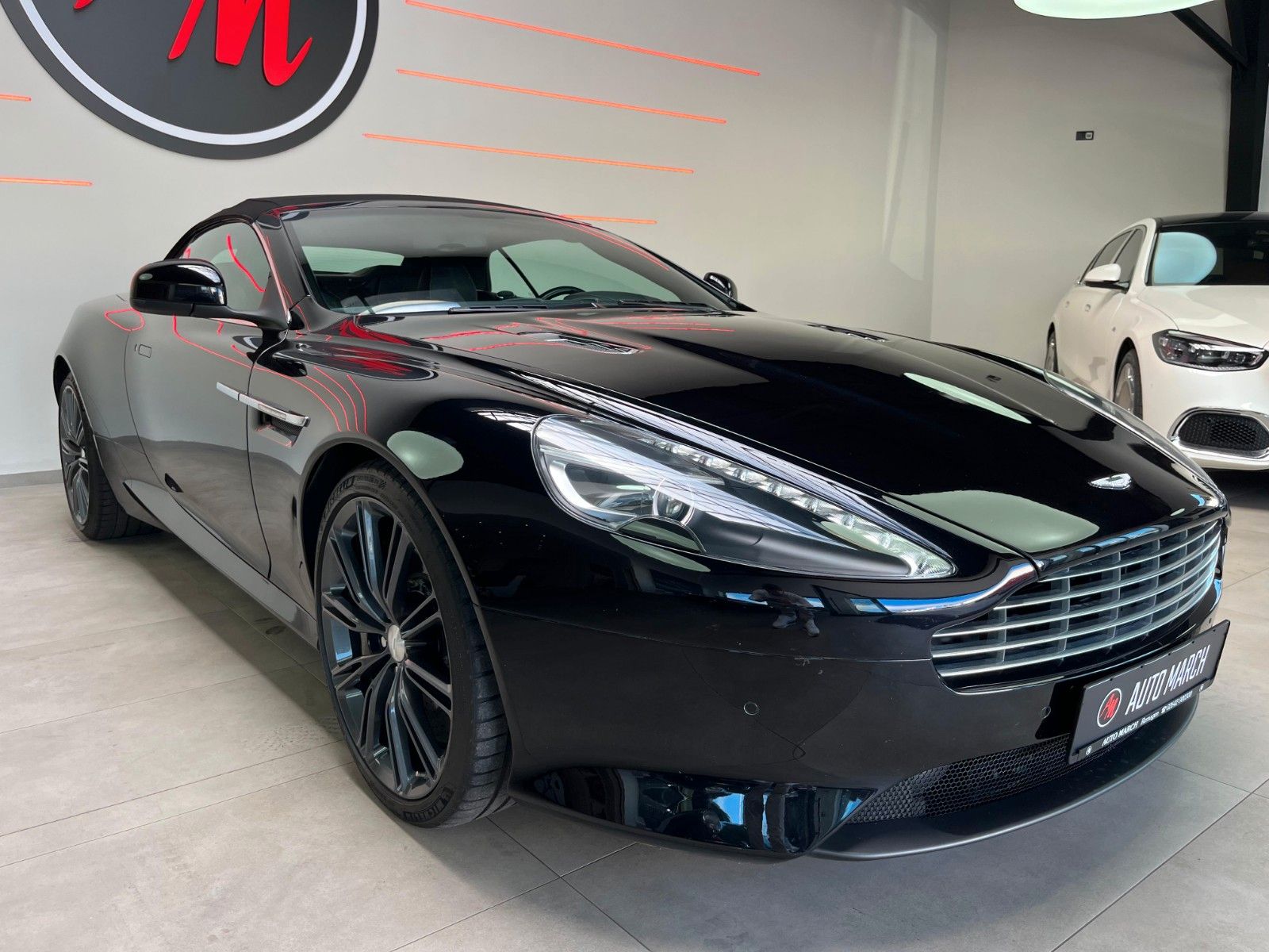 Fahrzeugabbildung Aston Martin DB9 / Virage Volante V12*Carbon-Ceramic-Brakes*