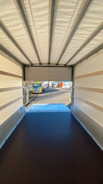 Fahrzeugabbildung DAF FA LF 210 08t Spier Pritsche-Plane