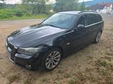 BMW 330d xDrive Touring - - BMW 330 aus 2011: 330d