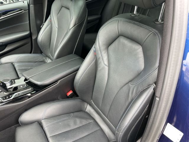 Fahrzeugabbildung BMW 520 d M Sport Mild-Hybrid Autom. Panoramadach, N
