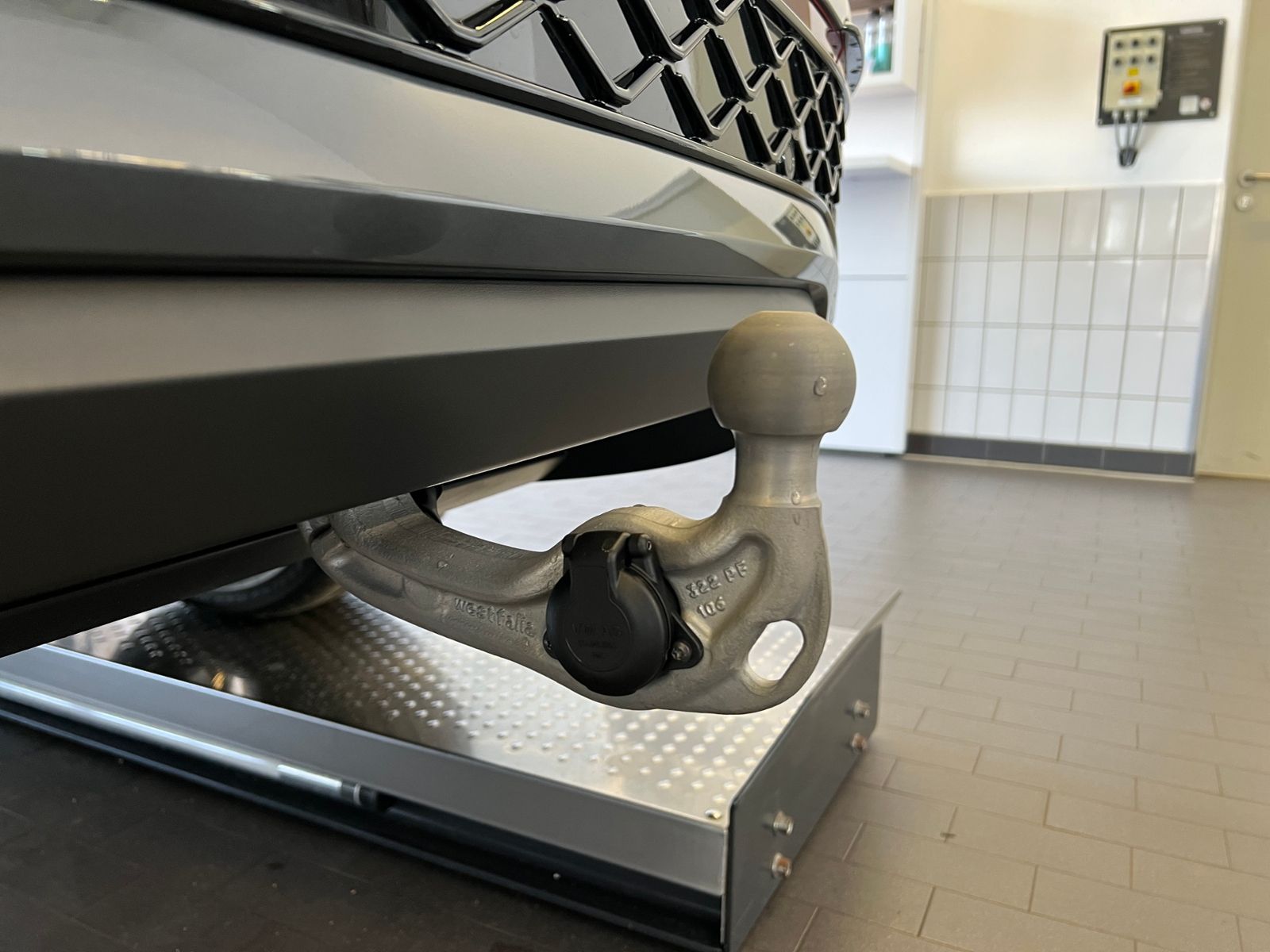 Fahrzeugabbildung Volkswagen Tayron R-Line 2.0 TDI DSG 4MOTION *AHK,Navi,Stan