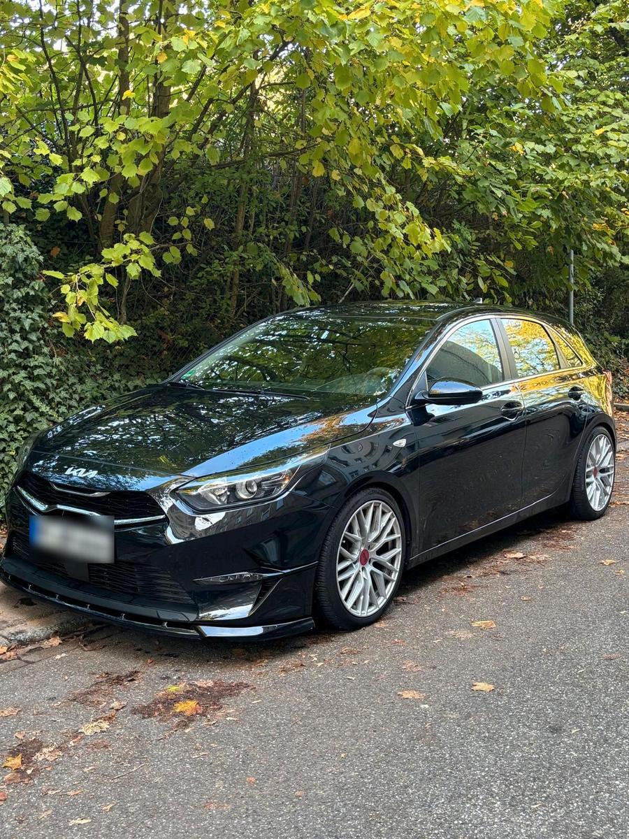 Kia Andere