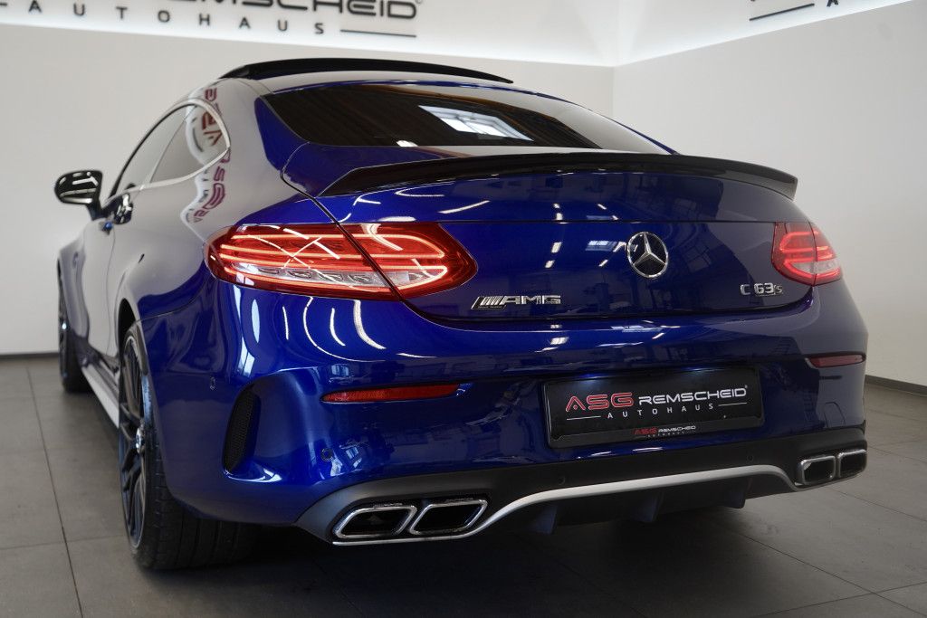 Mercedes Benz C 63 Amg
