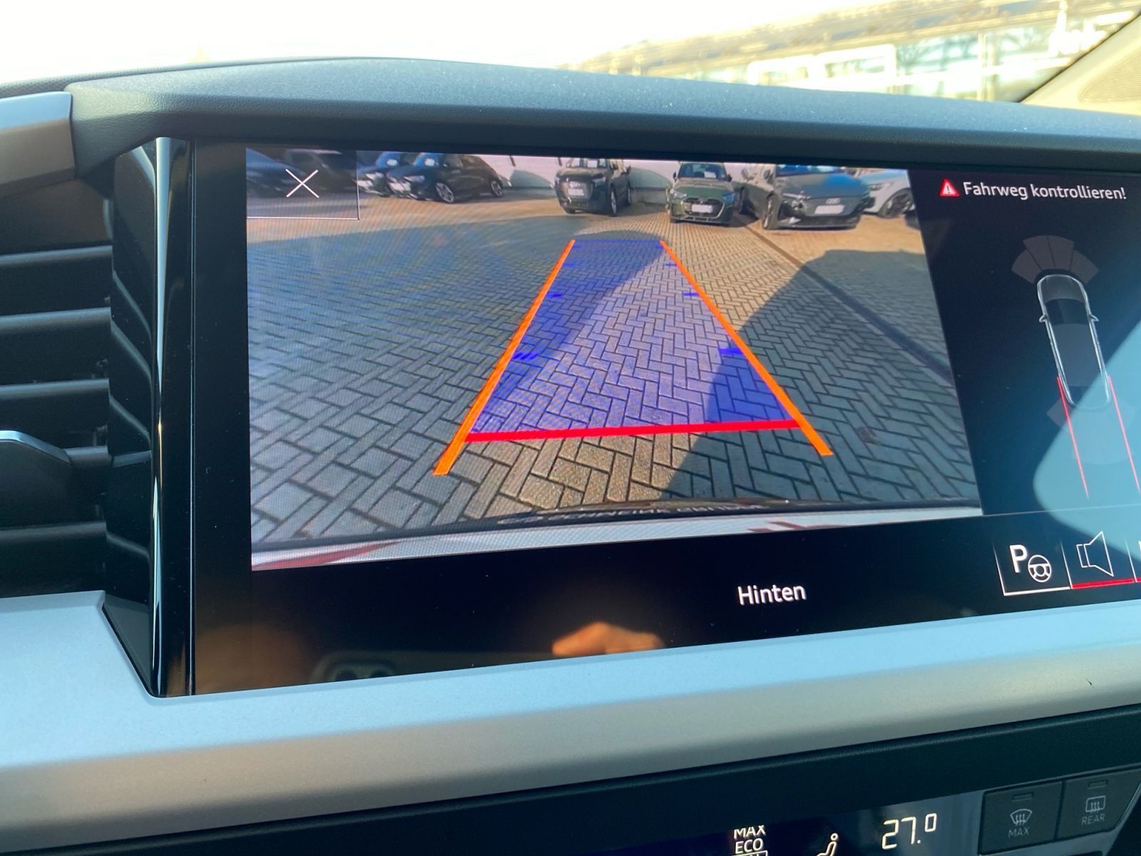 Audi Q4 e-tron - Bild 21