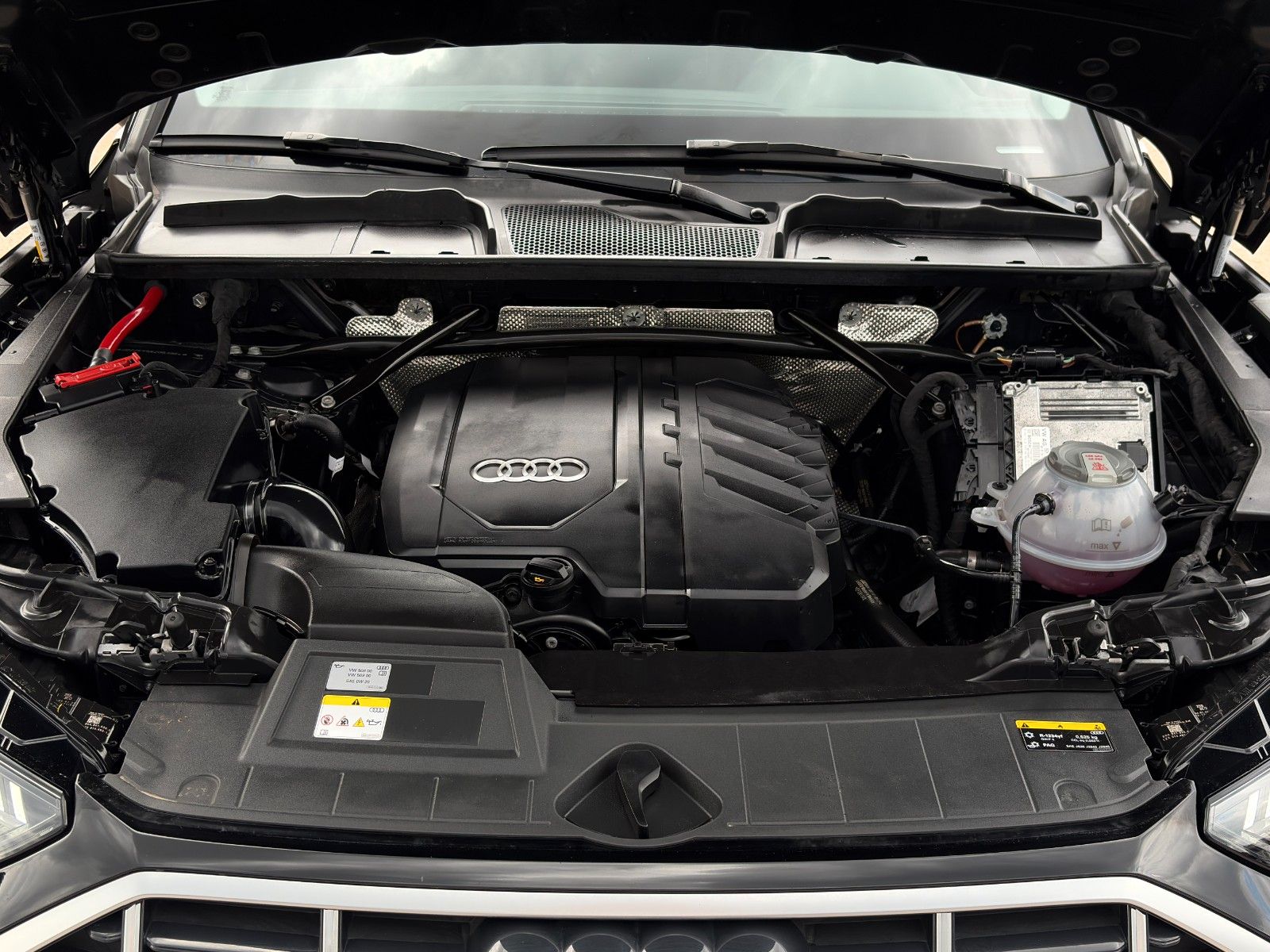 Fahrzeugabbildung Audi Q5 Sportback 40 TFSI quattro advan. AHK Matrix