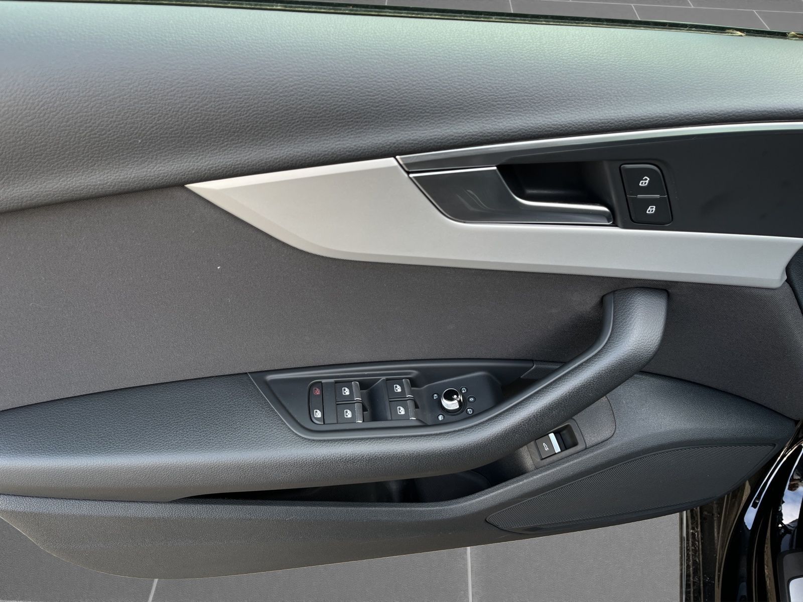 Audi A4 - Bild 14