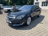 Opel Insignia A Sports Tourer Sport 2.0 OPC Line, Spo - Opel Insignia mit Benzin-Antrieb: Kombi, Opc Line