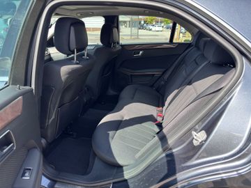 Mercedes E 250 - 11