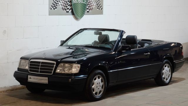 Mercedes-Benz E 220 Cabrio in edler Farbkombination, wenig Km